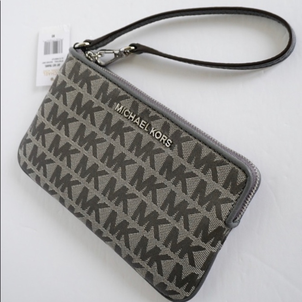 Michael Kors NEW Jet Set Lg wristlet